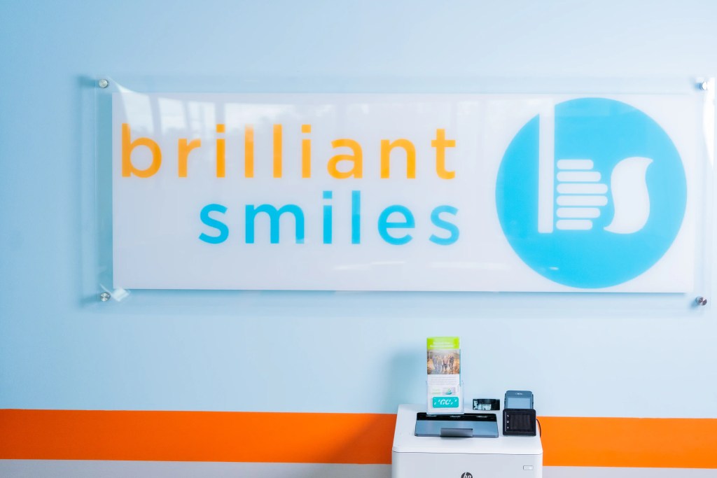Logo for Brilliant Smiles